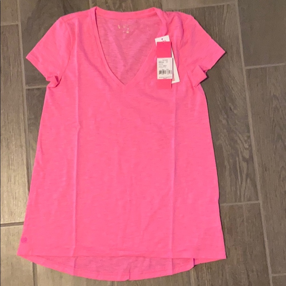 NWT Lilly Pulitzer Etta t shirt